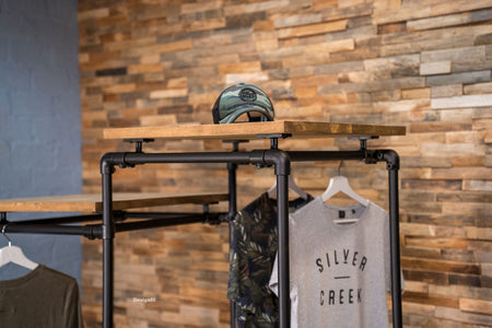 Kledingrek slaapkamer: waarom Ikea niet altijd de beste keuze is