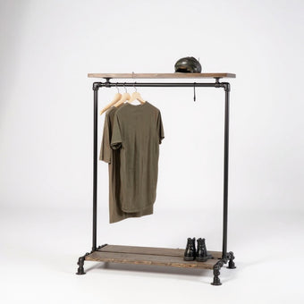 Houten Kledingrek Dynamiek