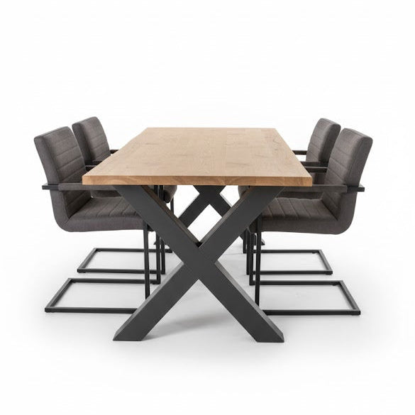 Industriële eiken eettafel Storm