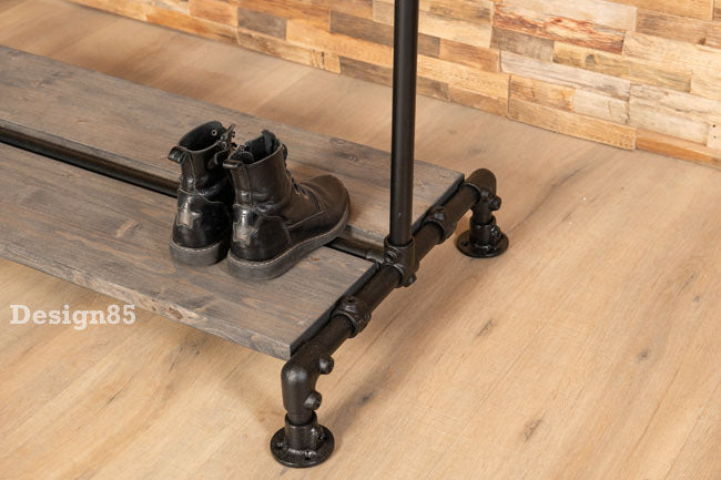 Steigerbuis Kledingrek Huidig