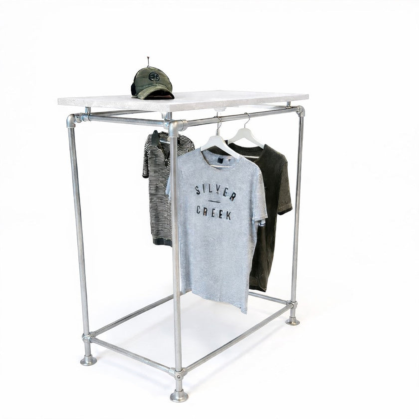 Steigerbuis kledingrek Stijl