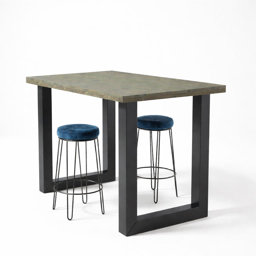 Douglas houten bartafel tuin met stalen U-poten productfoto op witte achtergrond