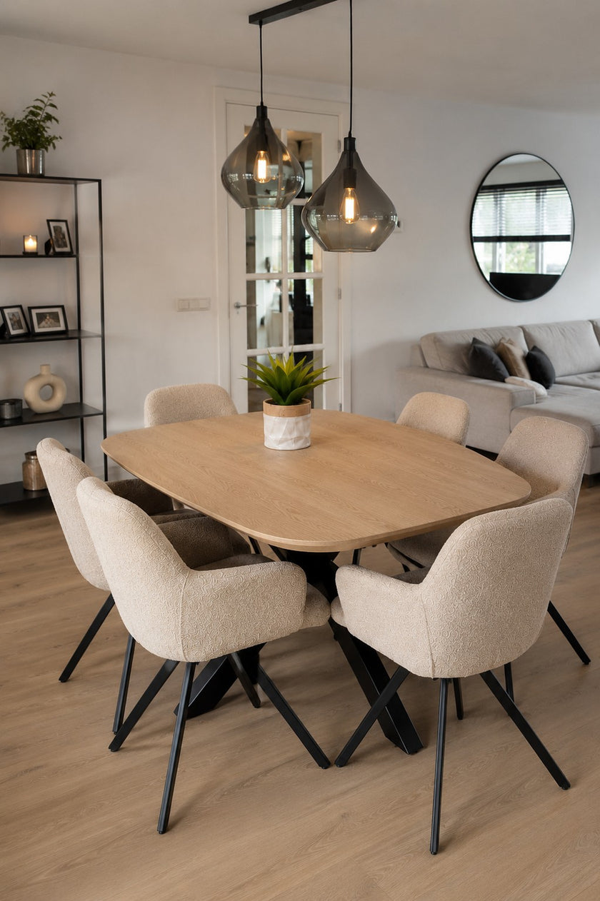 eettafel deens ovaal axis in een woonkamer met 6 stoelen