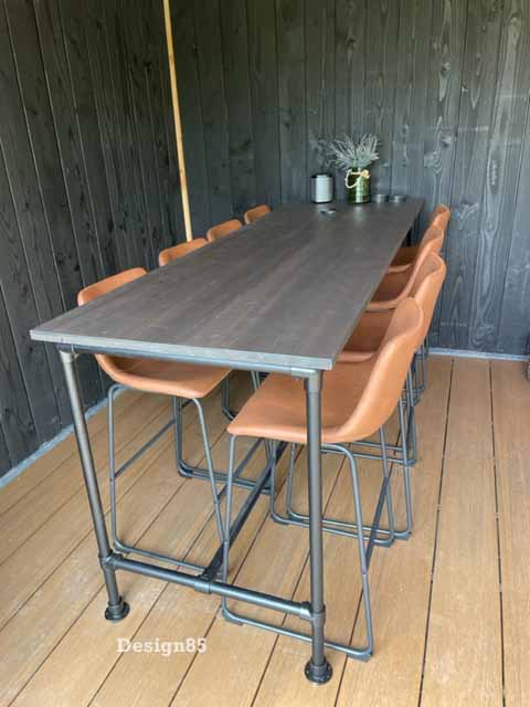 Hoge Bartafel Boston