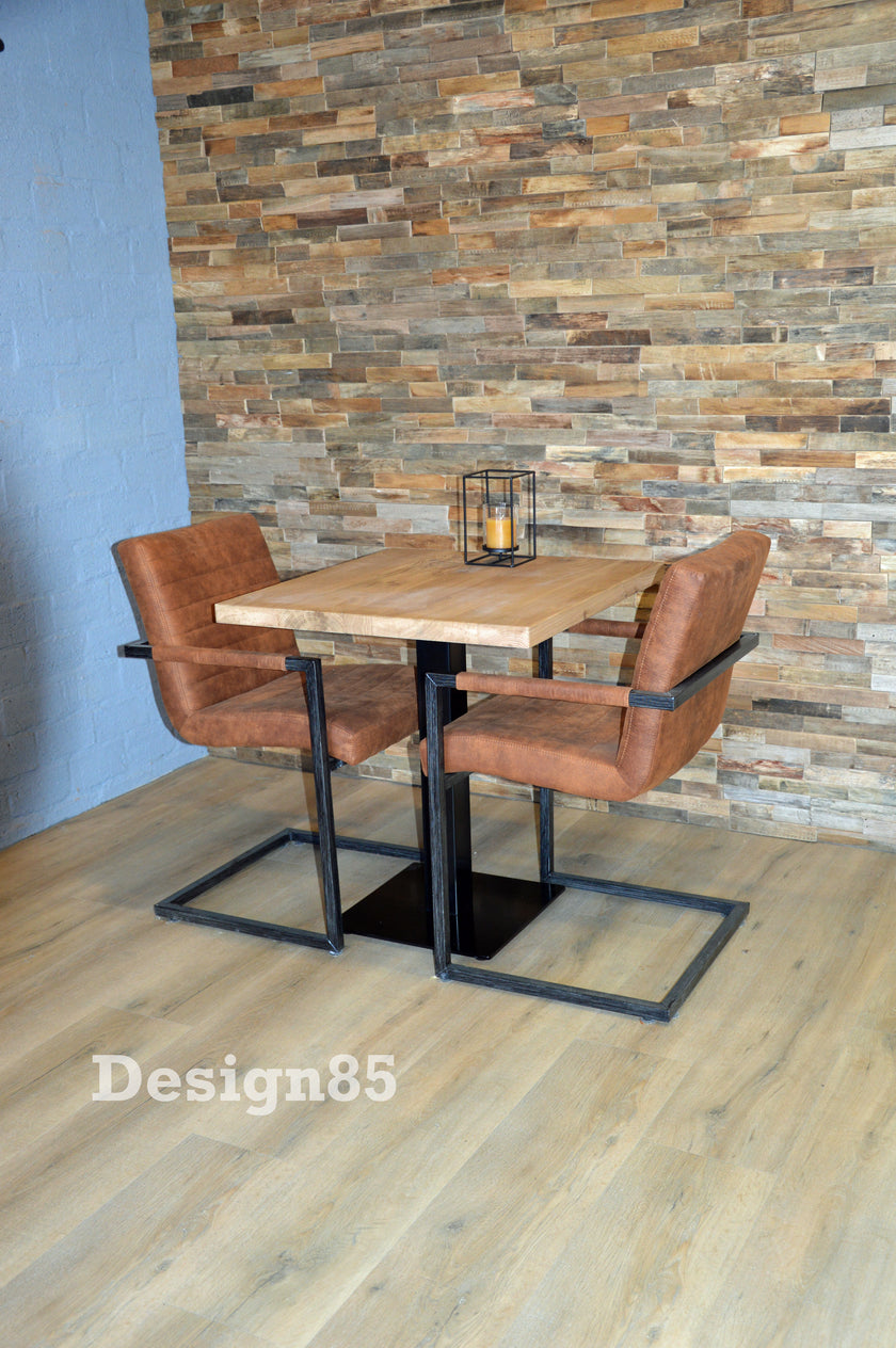 Eikenhouten Tafel Met Stalen Poot Brand