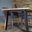 Industriële eiken eettafel Continentaal