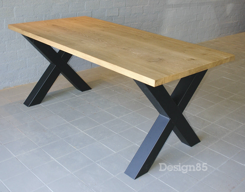 Industriële Eiken Eettafel Storm