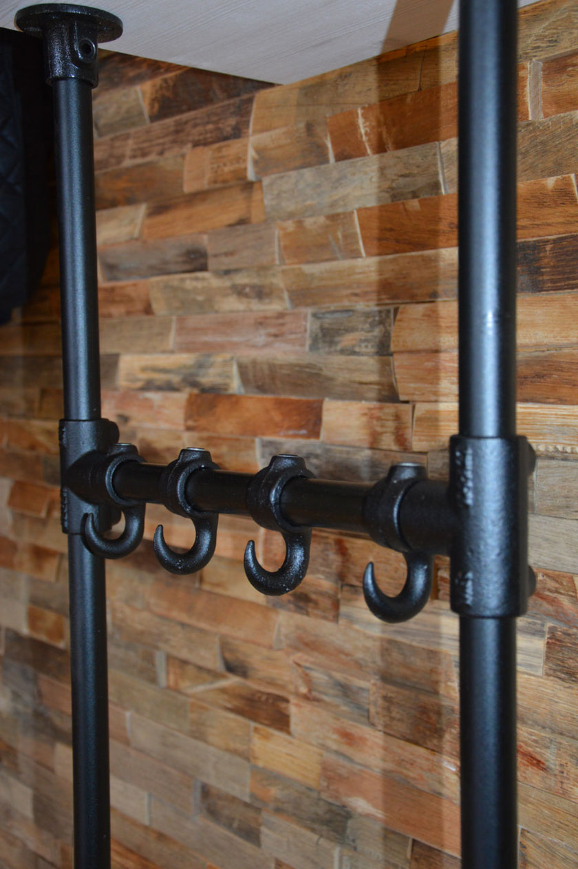 Industriële Kapstok Parade