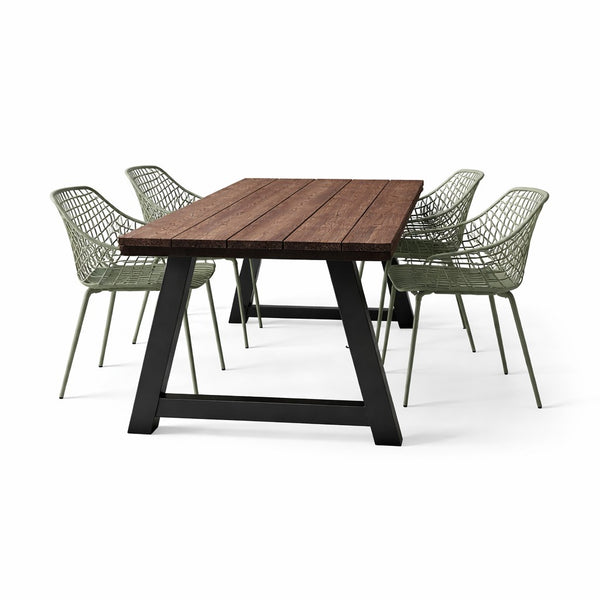 Design85 tuintafel met A-frame onderstel en licht Douglas houten tafelblad studio foto