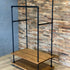 Stoer kledingrek op wielen van Design85 met ruimte voor kleding, schoenen en accessoires.