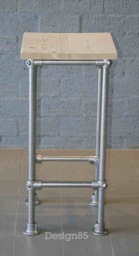 Steigerbuis Barkruk Basic