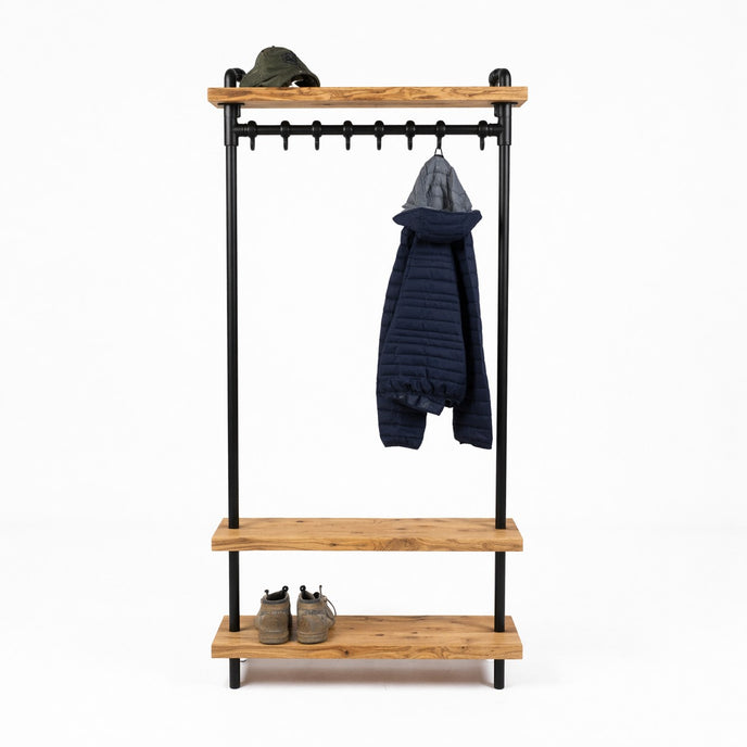 Industriële kapstok van steigerbuizen met naturel eikenhout, schoenenplank en haken
