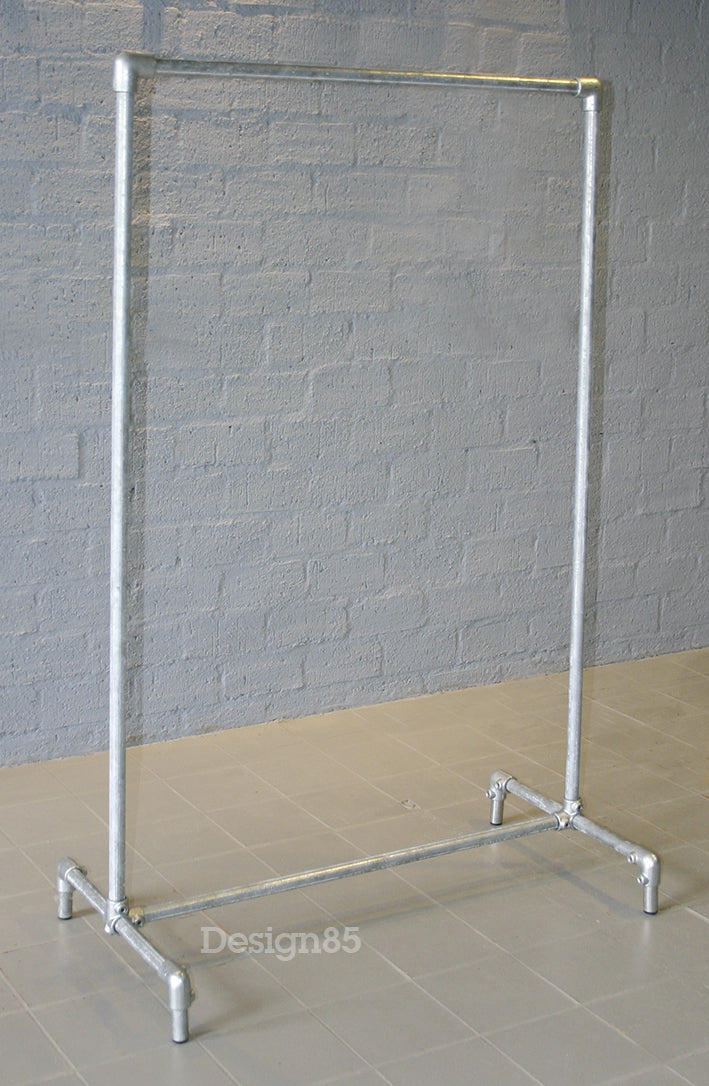 Steigerbuis Kledingrek Basic