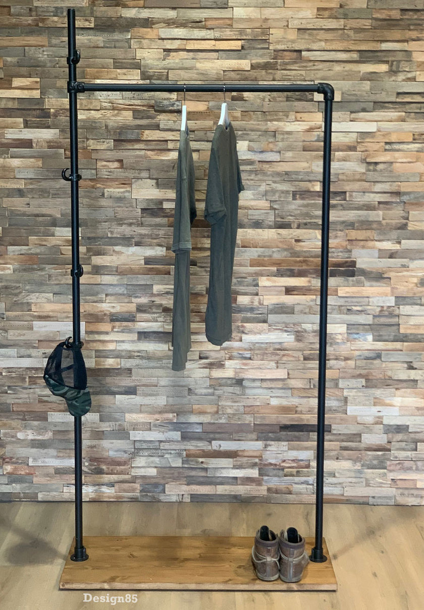 Steigerbuis Kledingrek Dressboy