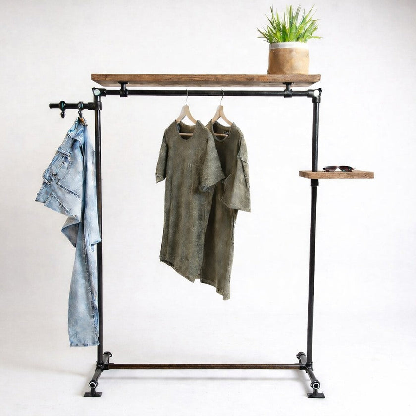 Steigerbuis kledingrek Hot