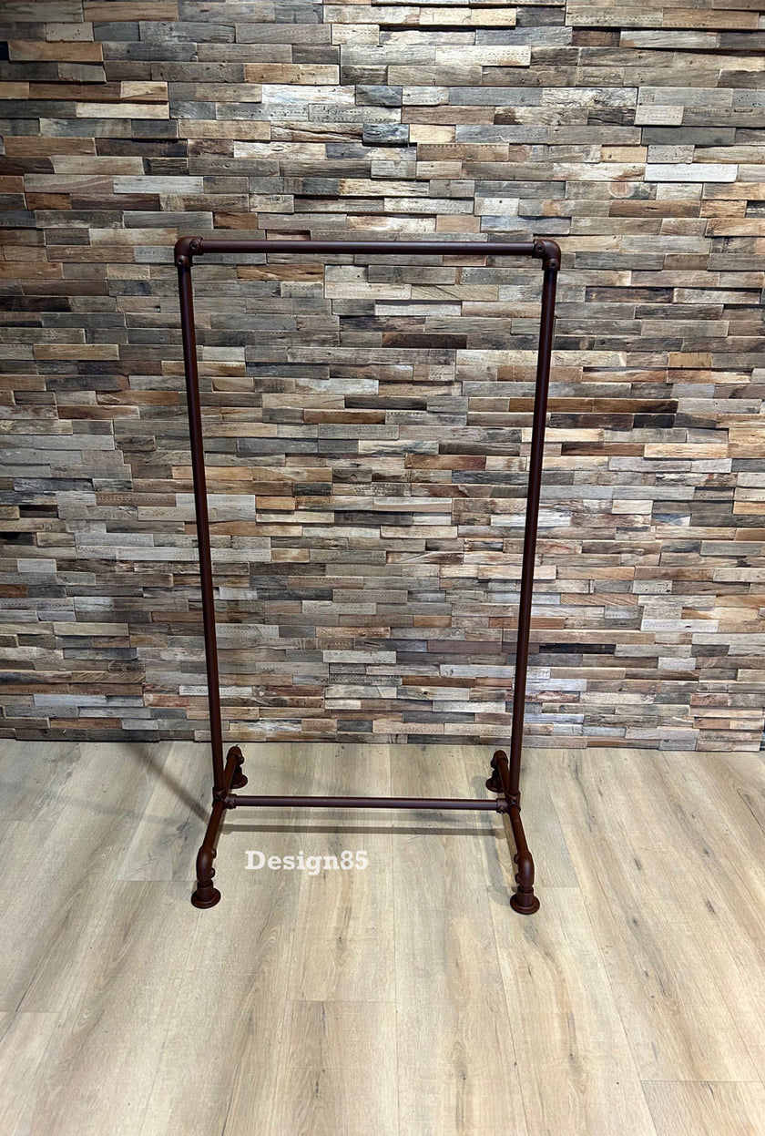 Steigerbuis Kledingrek Koper