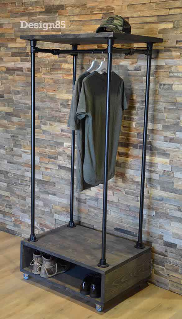 Steigerbuis Kledingrek Pronk