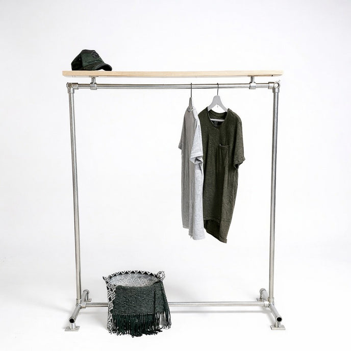 Steigerbuis kledingrek Retro