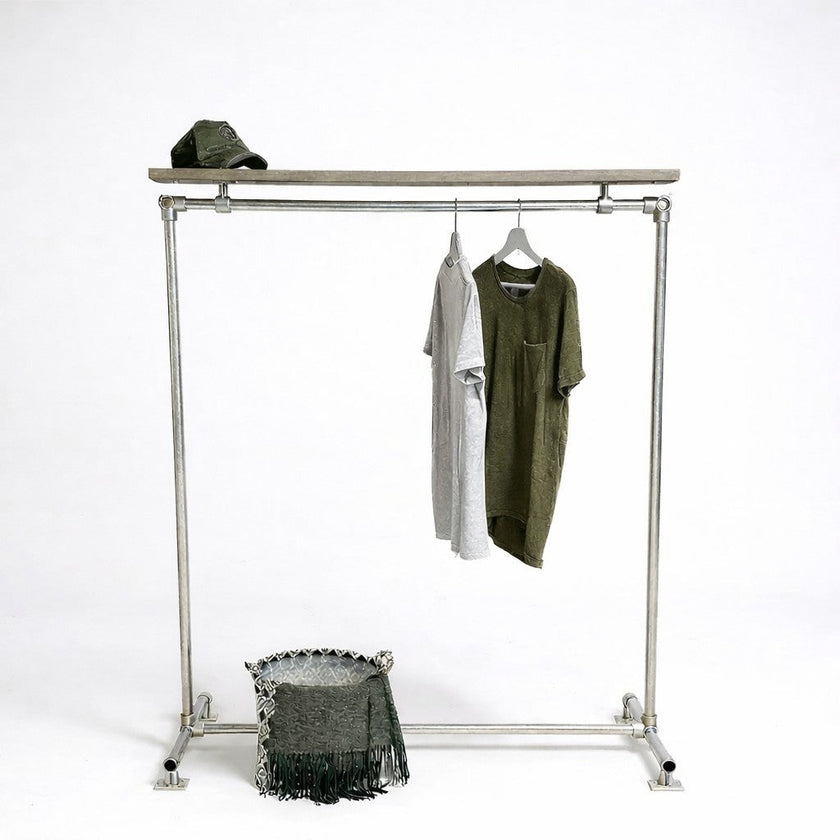 Steigerbuis kledingrek Retro