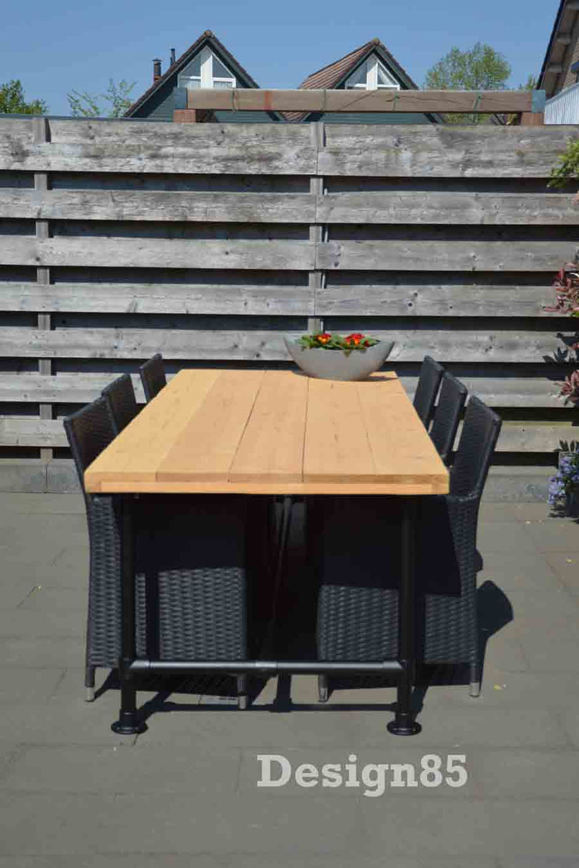 Steigerbuis Tafel Tuin