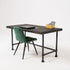 Vintage bureau metaal met zwart gebeitst houten blad en zwart stalen frame, industrieel bureau met robuuste uitstraling